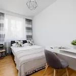 Blisko Parku Slaskiego W Katowicach Z Parkingiem By Renters Катовице